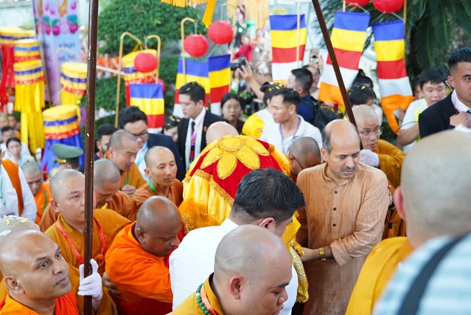 xaloiphattaichuapgucson_chuaphucsonbacgiang_xaloiphat_nguoiphattu (7).jpg